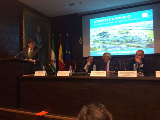 LAR España creará 5.000 empleos con el nuevo centro comercial de Palmas Altas LAR España creará 5.000 empleos con el nuevo centro comercial de Palmas Altas