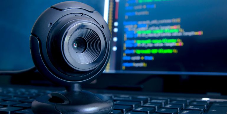 La policía investiga decenas de casos de "sextorsión" a través de Facebook La policía investiga decenas de casos de "sextorsión" a través de Facebook