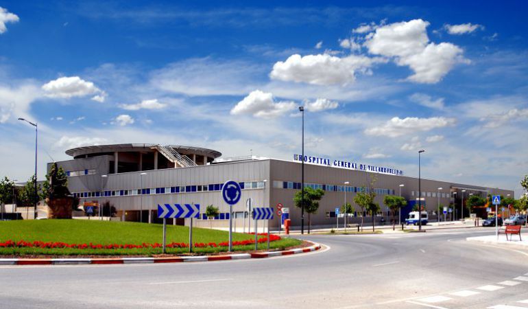 El hospital de Villarrobledo era uno de los que iba a ser vendido a cambio de reducir la deuda por la construcción de la Autovía de los Viñedos El hospital de Villarrobledo era uno de los que iba a ser vendido a cambio de reducir la deuda por la construcción de la Autovía de los Viñedos