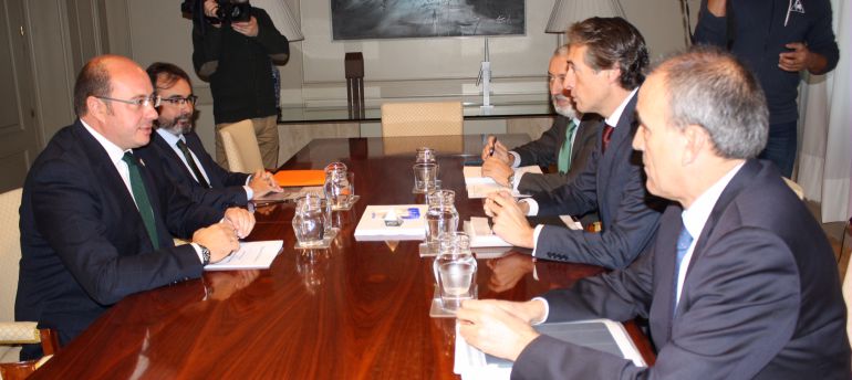 PAS: "Ya toca que llegue a Murcia. El próximo año el AVE llegará a Murcia" PAS: "Ya toca que llegue a Murcia. El próximo año el AVE llegará a Murcia"