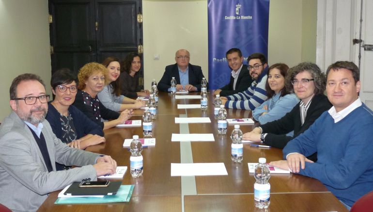 Reunión del Comité de Organización del Congreso Internacional de Arte Efímero Reunión del Comité de Organización del Congreso Internacional de Arte Efímero