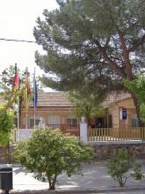 Se hunde el falso techo en el Colegio Nuestra Señora de Peñahora de Humanes.Desalojados 50 niños: 67 niños desalojados de sus aulas en Humanes por el hundimiento del falso techo Se hunde el falso techo en el Colegio Nuestra Señora de Peñahora de Humanes.Desalojados 50 niños: 67 niños desalojados de sus aulas en Humanes por el hundimiento del falso techo