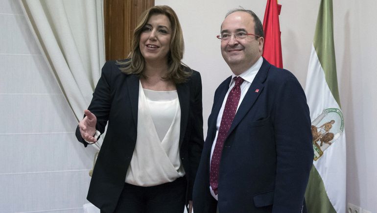 La presidenta andaluza, Susana Díaz, y el líder del PSC, Miquel Iceta, al comienzo de la reunión que ambos mantienen en la sede del PSOE-A La presidenta andaluza, Susana Díaz, y el líder del PSC, Miquel Iceta, al comienzo de la reunión que ambos mantienen en la sede del PSOE-A