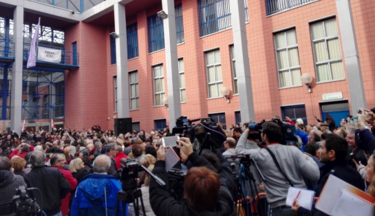 Acto de reaparición de Pedro Sánchez en Xirivella Acto de reaparición de Pedro Sánchez en Xirivella