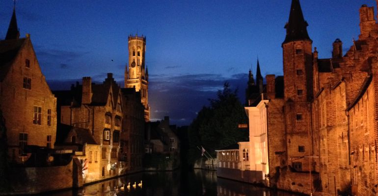A 90 km de Bruselas se encuentra una de las ciudades más románticas y escondidas de Europa A 90 km de Bruselas se encuentra una de las ciudades más románticas y escondidas de Europa