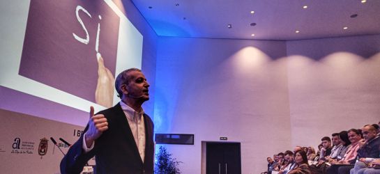 Colanesi: “Alicante se posiciona en el universo de la marca con el I Branding Day” Colanesi: “Alicante se posiciona en el universo de la marca con el I Branding Day”