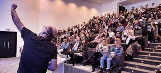 Colanesi: “Alicante se posiciona en el universo de la marca con el I Branding Day” Colanesi: “Alicante se posiciona en el universo de la marca con el I Branding Day”
