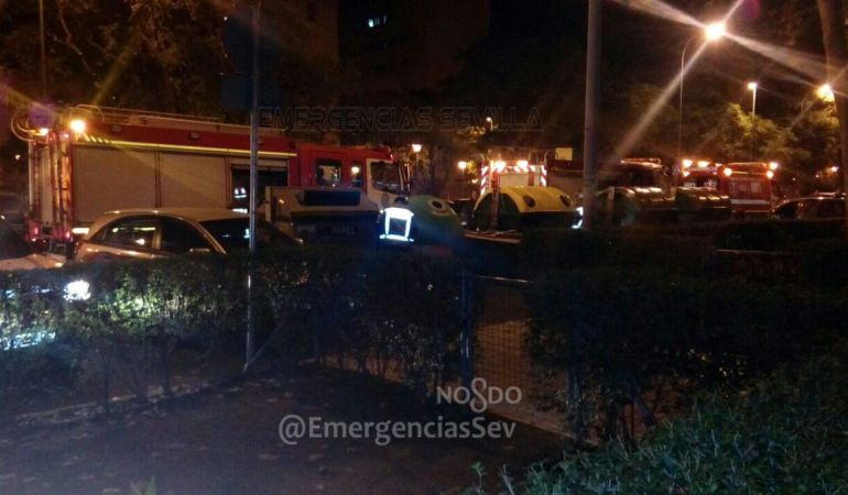 Hasta cinco dotaciones de Bomberos acudieron a la calle Antonio Maura Montaner Hasta cinco dotaciones de Bomberos acudieron a la calle Antonio Maura Montaner