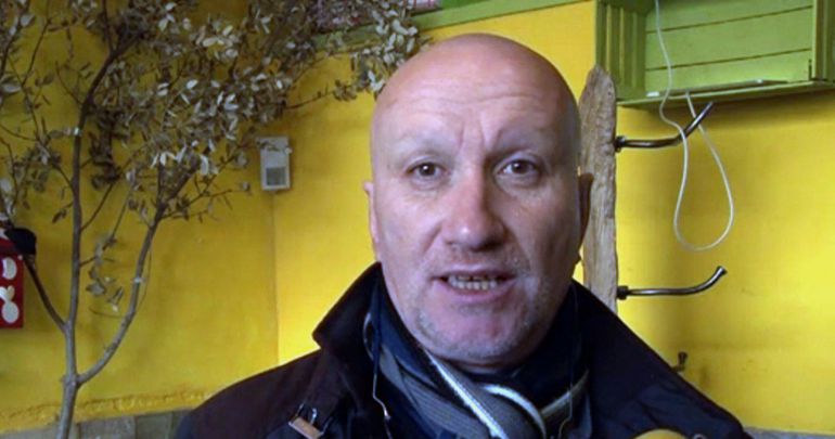 Imagen del padre de Nadia de noviembre de 2015, durante una campaña de donación en Organyà (Lleida)
Imagen del padre de Nadia de noviembre de 2015, durante una campaña de donación en Organyà (Lleida)