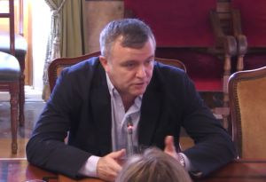 Rodolfo Sánchez, jefe de prensa del Ayuntamiento de Oviedo compareciendo ante la Comisión de investigación municipal por el caso Aquagest. Rodolfo Sánchez, jefe de prensa del Ayuntamiento de Oviedo compareciendo ante la Comisión de investigación municipal por el caso Aquagest.