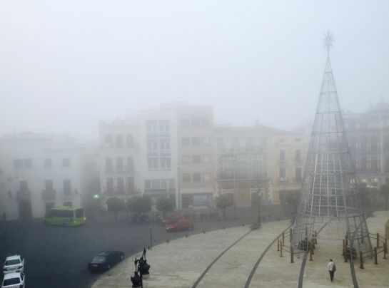 La niebla cubre Badajoz La niebla cubre Badajoz