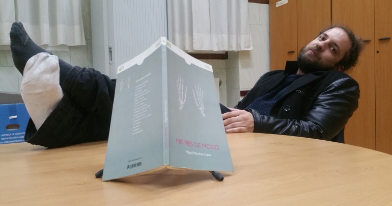 Miguel Martínez López en la sala de profesores del colegio en el que imparte Filosofía Miguel Martínez López en la sala de profesores del colegio en el que imparte Filosofía