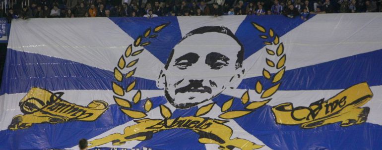 Pancarta de los Riazor Blues. Pancarta de los Riazor Blues.