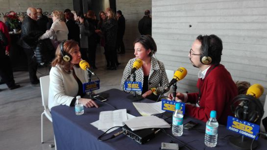 Susana Díaz e Isabel Ambrosio en el C3A Susana Díaz e Isabel Ambrosio en el C3A