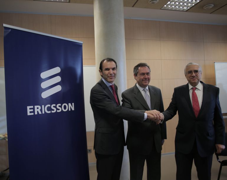 Abengoa y Ericsson firma hoy la transferencia del negocio de Abentel: Ericsson creará un centro global de desarrollo de fibra en Sevilla Abengoa y Ericsson firma hoy la transferencia del negocio de Abentel: Ericsson creará un centro global de desarrollo de fibra en Sevilla