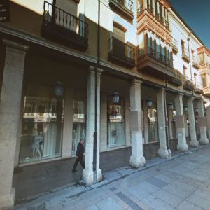 La amenaza de cierre planeó sobre el establecimiento de Zara en Palencia La amenaza de cierre planeó sobre el establecimiento de Zara en Palencia