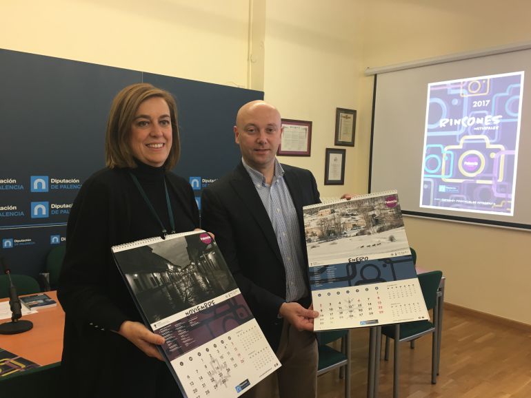 La presidenta y el vicepresidente de la Diputación en la presentación de los calendarios La presidenta y el vicepresidente de la Diputación en la presentación de los calendarios