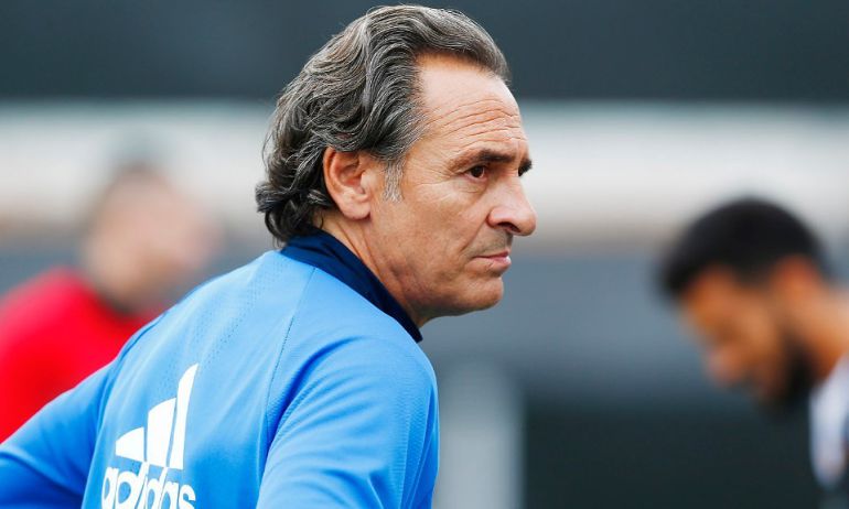 Cesare Prandelli, en un entrenamiento Cesare Prandelli, en un entrenamiento