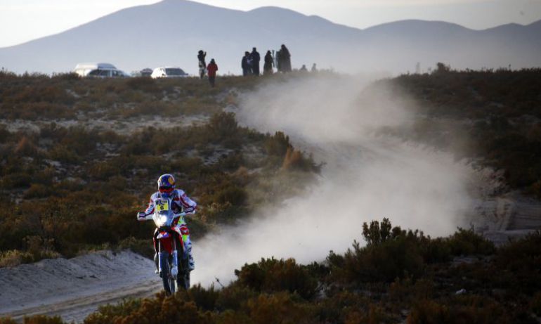Barreda rueda durante la 6ª etapa del Dakar Barreda rueda durante la 6ª etapa del Dakar