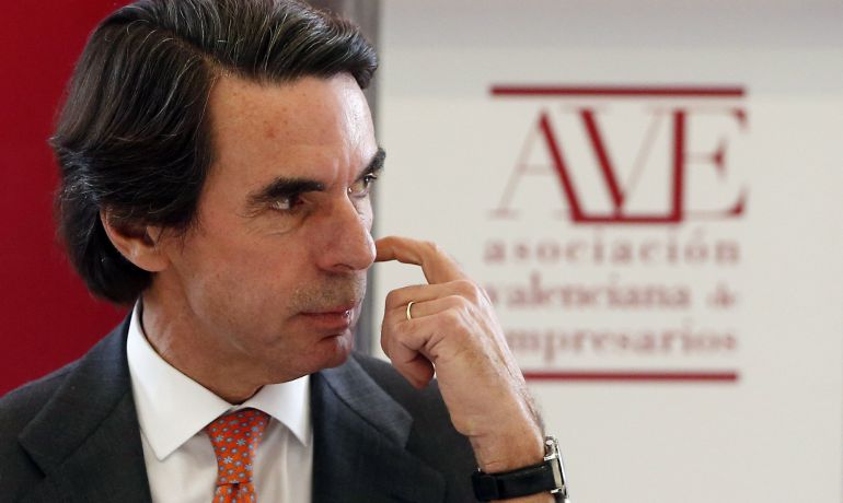 El expresidente del Gobierno y del PP José María Aznar durante su discurso en el almuerzo-coloquio con el pleno de la Asociación Valenciana de Empresarios (AVE).Kai Försterling El expresidente del Gobierno y del PP José María Aznar durante su discurso en el almuerzo-coloquio con el pleno de la Asociación Valenciana de Empresarios (AVE).Kai Försterling