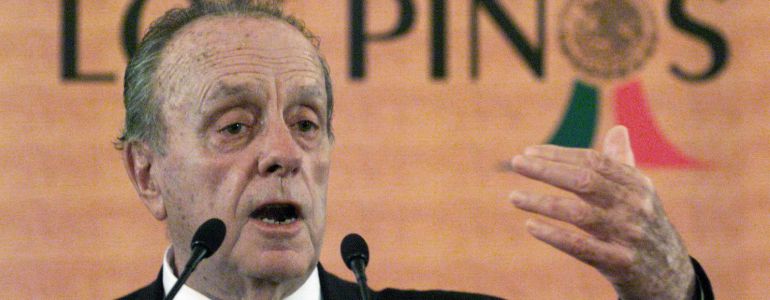 La Comisión pola Memoria reclama que Fraga deje de ser hijo adoptivo de A Coruña La Comisión pola Memoria reclama que Fraga deje de ser hijo adoptivo de A Coruña