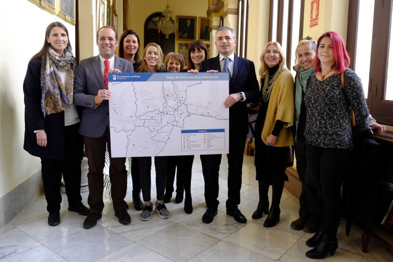 El ayuntamiento ofrece refuerzo escolar a más de 4.000 niños de Málaga El ayuntamiento ofrece refuerzo escolar a más de 4.000 niños de Málaga