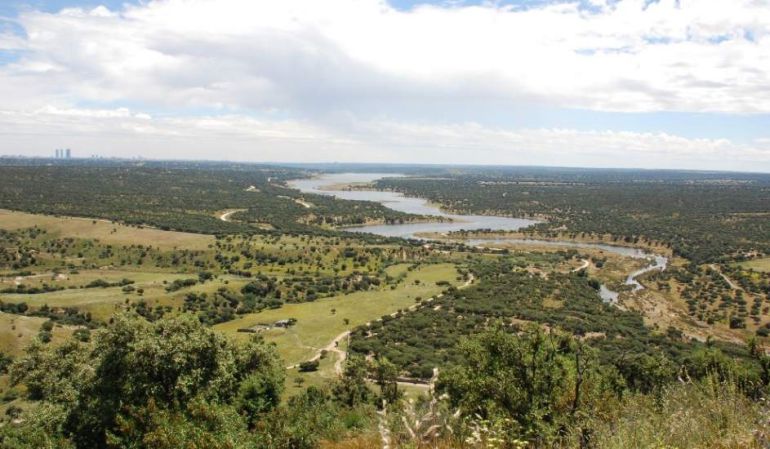 El Pardo, visto desde Tres Cantos El Pardo, visto desde Tres Cantos