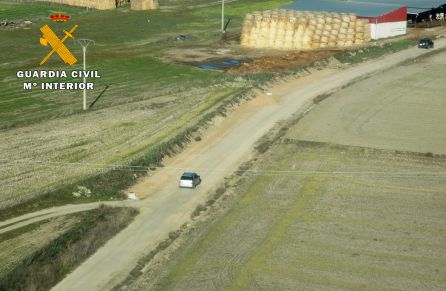 Imagen del Mercedes que la Guardia Civil intenta localizar Imagen del Mercedes que la Guardia Civil intenta localizar