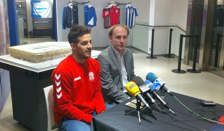 Nicolás Laprovittola y el Team Manager Félix Fernández. Nicolás Laprovittola y el Team Manager Félix Fernández.