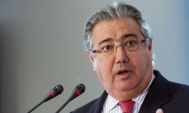 El ministro del Interior, Juan Ignacio Zoido, durante su visita a Alicante. El ministro del Interior, Juan Ignacio Zoido, durante su visita a Alicante.