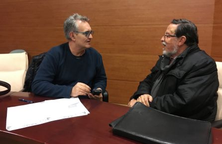 Pedro Melguizo entrevista a Luis Rallo, catedrático emérido de la Universidad de Córdoba. Pedro Melguizo entrevista a Luis Rallo, catedrático emérido de la Universidad de Córdoba.