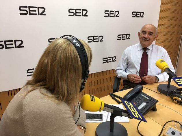 Alberto Garre: "Mantenerse en un cargo con la presunción de indecencia social encima es una irresponsabilidad" Alberto Garre: "Mantenerse en un cargo con la presunción de indecencia social encima es una irresponsabilidad"