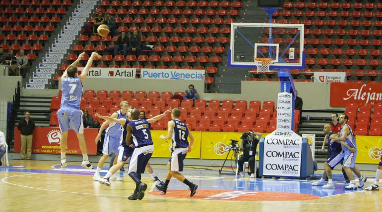 Un triple de Morley en una final de la Copa Príncipe con el Breogán Un triple de Morley en una final de la Copa Príncipe con el Breogán