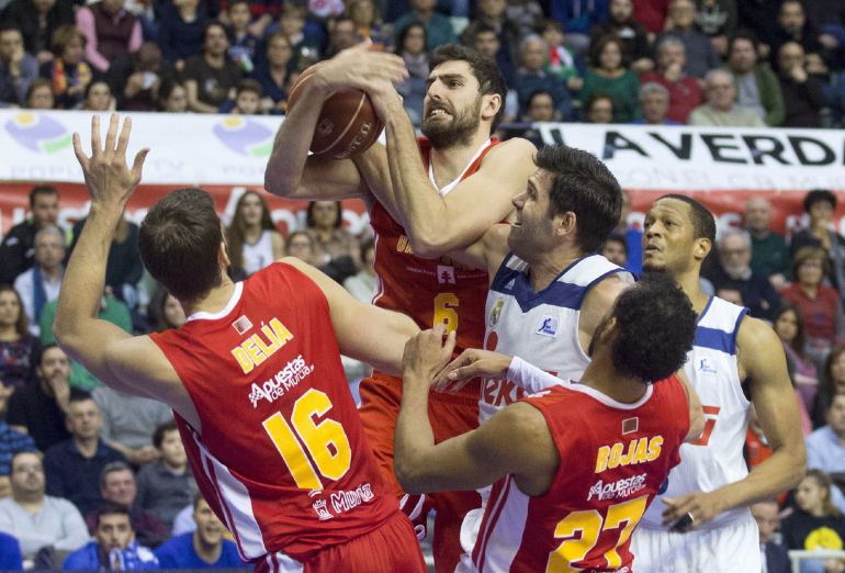 El Real Madrid abusa del UCAM (61-89) El Real Madrid abusa del UCAM (61-89)