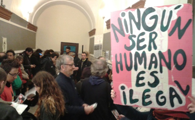 Encierro en una iglesia de Valencia en contra de la reapertura del CIE de Zapadores Encierro en una iglesia de Valencia en contra de la reapertura del CIE de Zapadores