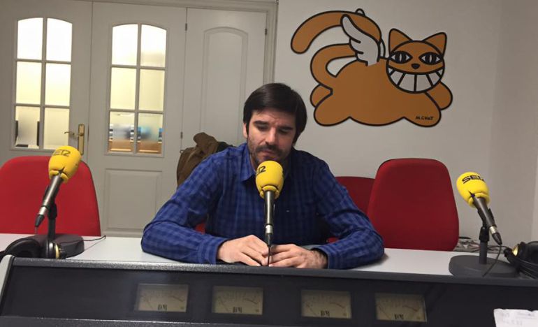 Eneko Larrarte: "tenemos el reto de transformar la ciudad y no podemos quedarnos en problemas internos" Eneko Larrarte: "tenemos el reto de transformar la ciudad y no podemos quedarnos en problemas internos"