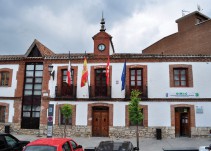 El Ayuntamiento de San Agustín afirma que no puede sancionar al policía hasta que no haya sentencia