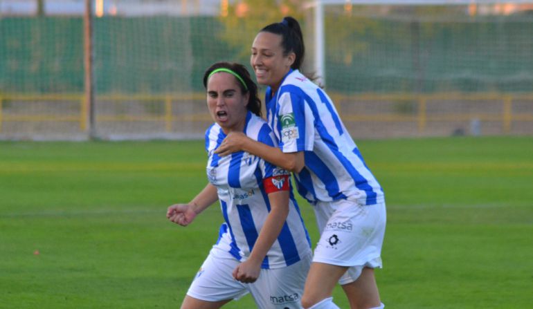 Fútbol Femenino: La ilusión de una onubense, recreativista y sportinguista Fútbol Femenino: La ilusión de una onubense, recreativista y sportinguista