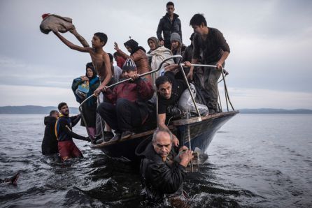 Sergey Ponomarev - Reporting Europe's Refugee Crisis 01 Sergey Ponomarev - Reporting Europe's Refugee Crisis 01