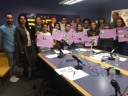 Estudiantes IES Cayetano Sempere en el especial sobre la Mujer y la Niña en la Ciencia Estudiantes IES Cayetano Sempere en el especial sobre la Mujer y la Niña en la Ciencia