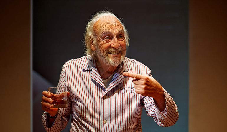 Héctor Alterio protagoniza 'El Padre' una comedia trágica alrededor de la vejez escrita por Florian Zeller Héctor Alterio protagoniza 'El Padre' una comedia trágica alrededor de la vejez escrita por Florian Zeller