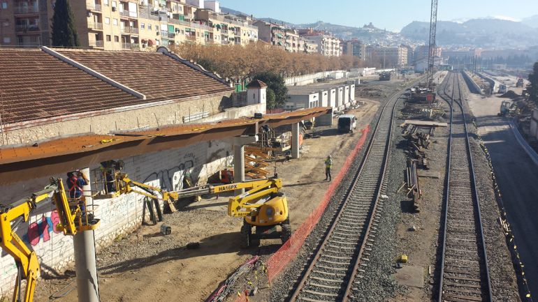 Obras del AVE en la estación de trenes de Granada Obras del AVE en la estación de trenes de Granada