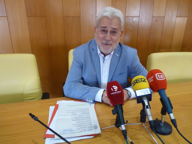 Azorín en una de sus últimas comparecencias sobre el cierre de la demanda de IU Azorín en una de sus últimas comparecencias sobre el cierre de la demanda de IU