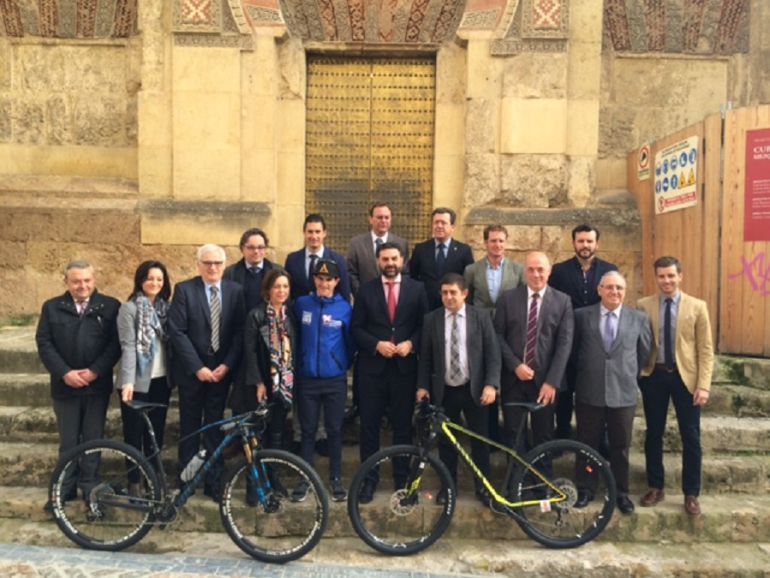 Andalucía Bike Race trae a la ciudad a los mejores del mundo Andalucía Bike Race trae a la ciudad a los mejores del mundo