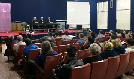 Se imparte en Guadalajara un taller de cría de gallinas camperas: En Marchamalo enseñan a criar gallinas camperas Se imparte en Guadalajara un taller de cría de gallinas camperas: En Marchamalo enseñan a criar gallinas camperas