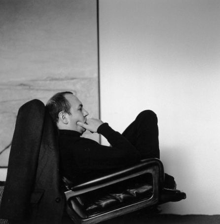 Gustavo Torner en su estudio de Cuenca en 1967. Gustavo Torner en su estudio de Cuenca en 1967.