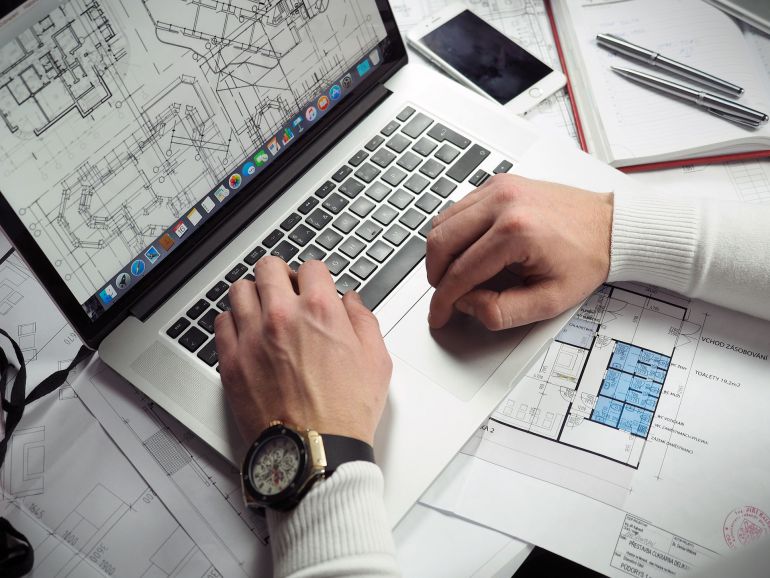 La empresa navarra habilita soluciones digitales que orientan a sus clientes en la transformación digital integral. La empresa navarra habilita soluciones digitales que orientan a sus clientes en la transformación digital integral.