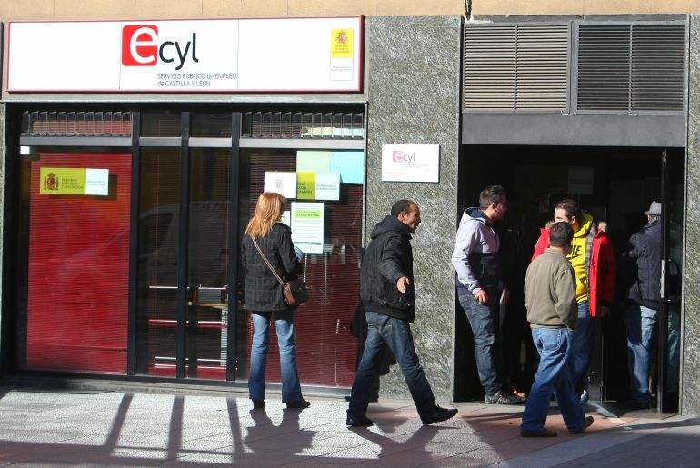 El paro bajó en 572 personas El paro bajó en 572 personas