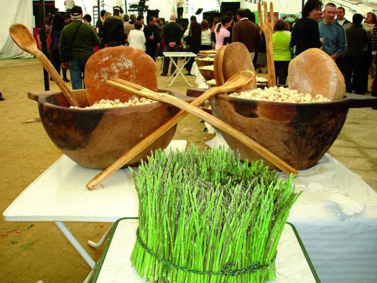 Sopita caliente para el frio: Sopita caliente para el frio Sopita caliente para el frio: Sopita caliente para el frio