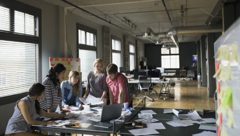 Jóvenes emprendedores Jóvenes emprendedores
